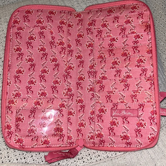 Vera Bradley Personal Travel Organizer Wallet in Hope Toile - Picture 4 of 5